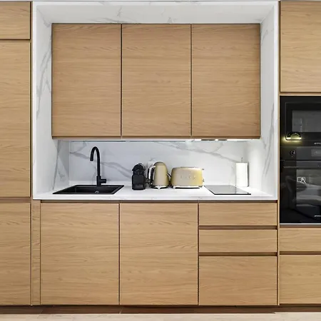 31 Flat 8 Person St Lazare Galerie Lafayette 8th Apartment *